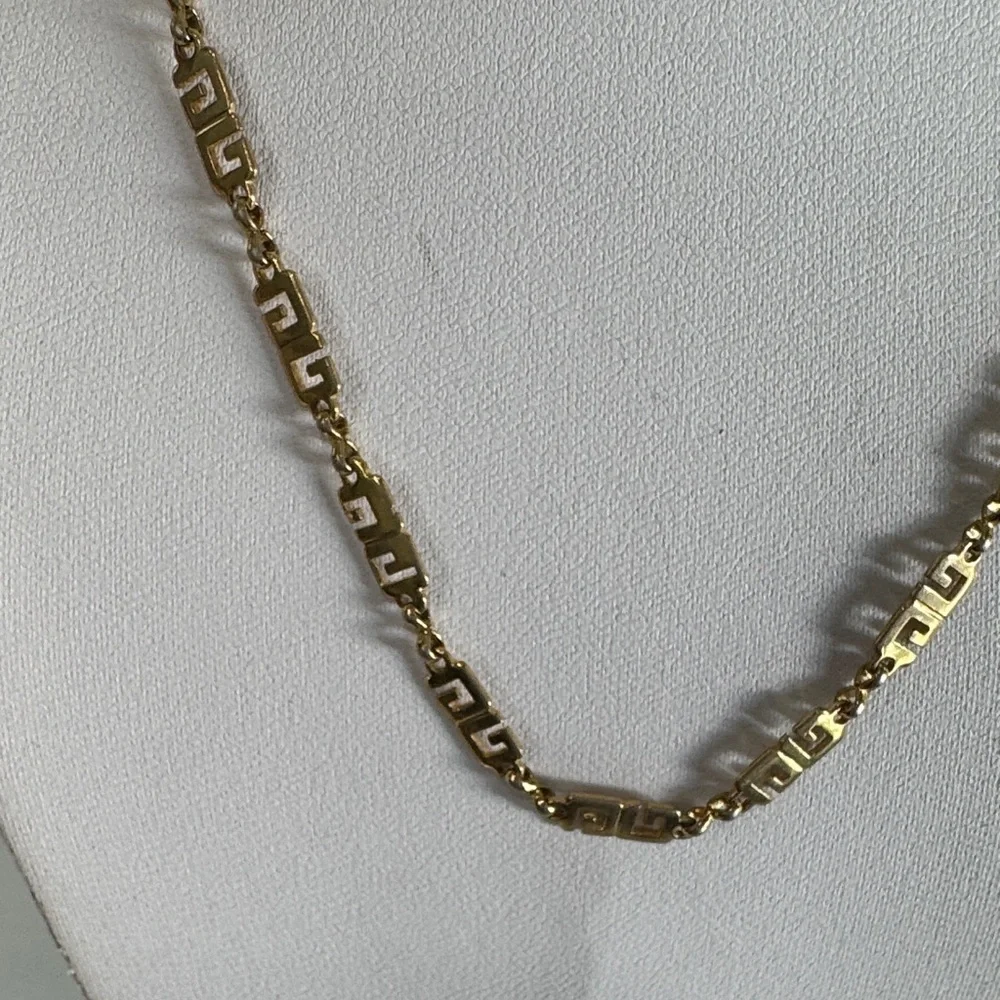Givenchy VintageGold Necklace and Bracelet Set